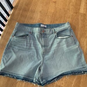 💚Loft Jean shorts